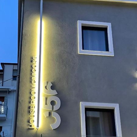 House Room Civico 56 Crotone Exterior photo